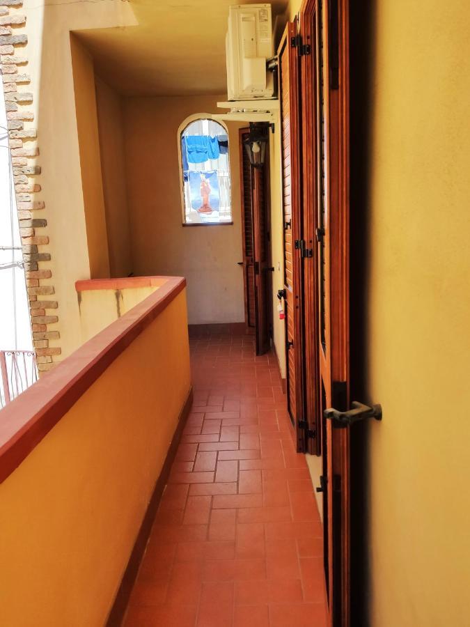 B&B Mediterranea Meta Eksteriør billede