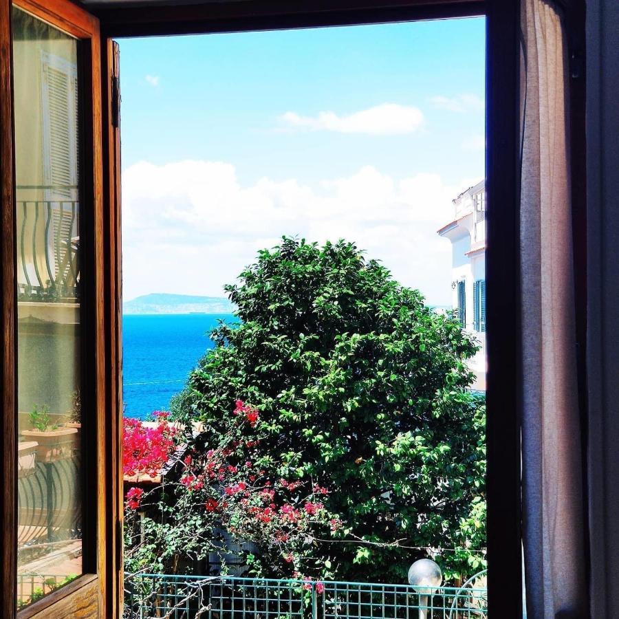 B&B Mediterranea Meta Eksteriør billede